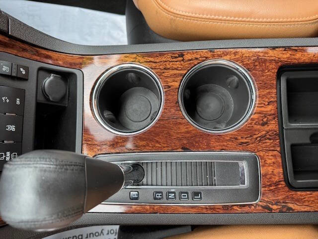 Used 2013 Chevrolet Traverse LTZ FWD image 48