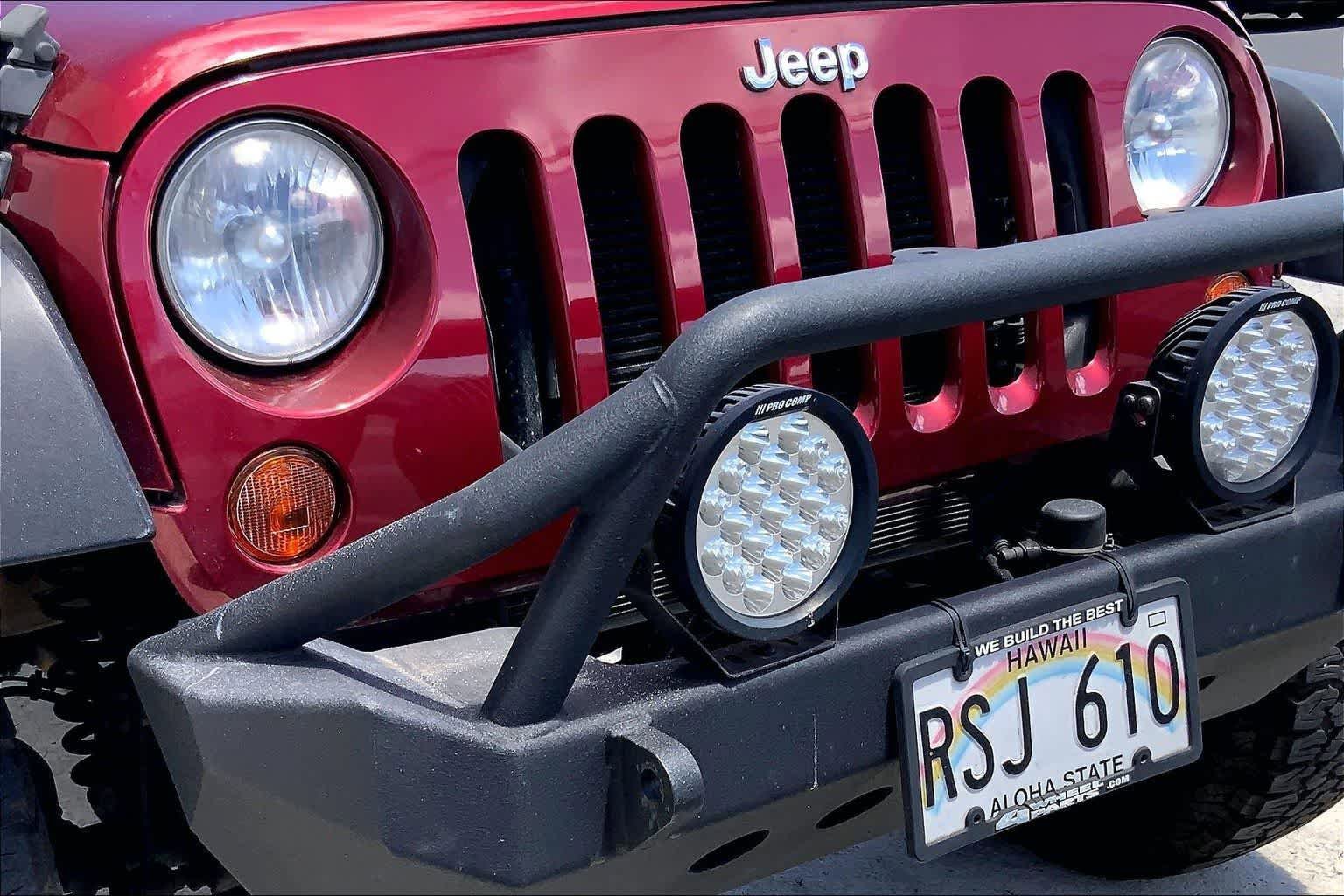 Used 2012 Jeep Wrangler Unlimited Sport w/ Connectivity Group AWD/4WD image 31