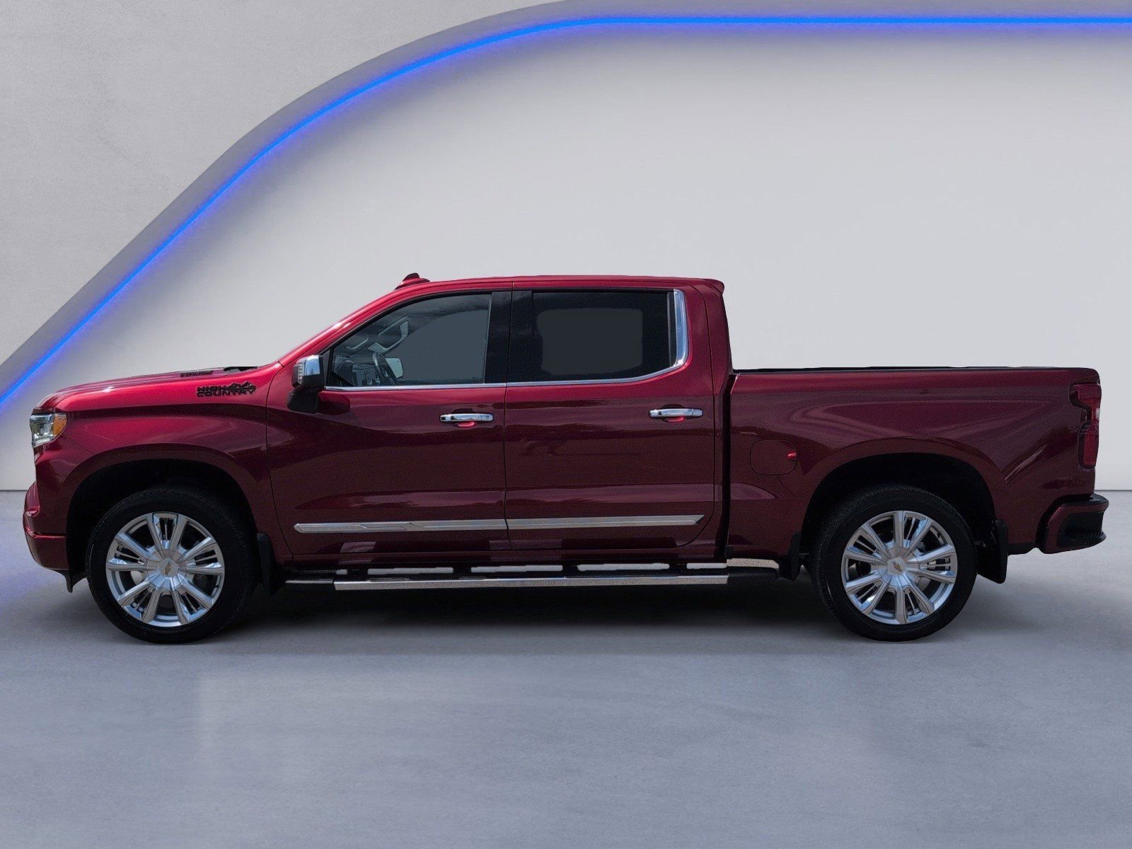 Used 2025 Chevrolet Silverado 1500 High Country w/ High Country Premium Package AWD/4WD image 12