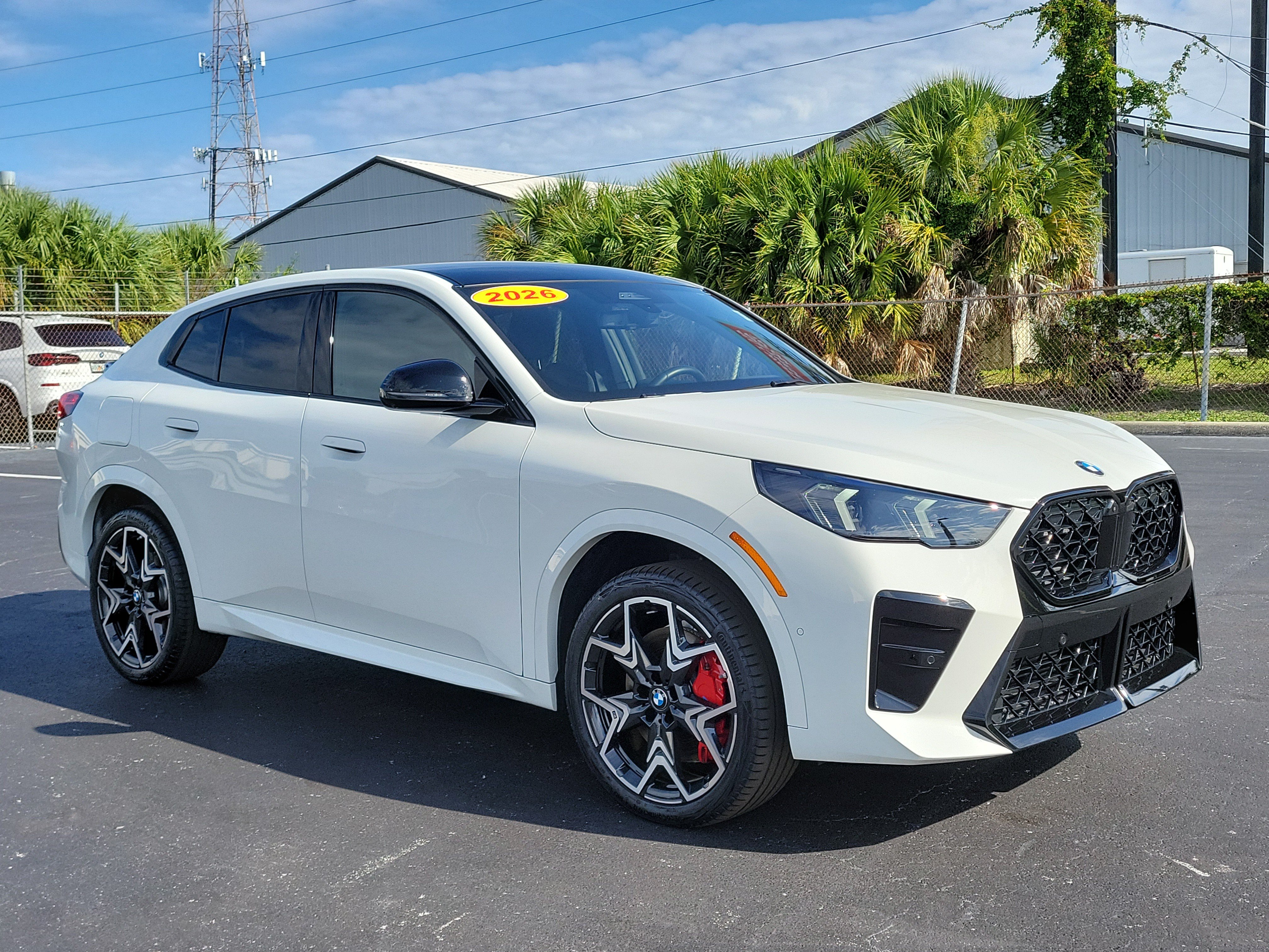 New 2026 BMW X2 xDrive28i w/ Technology Package AWD/4WD image 2