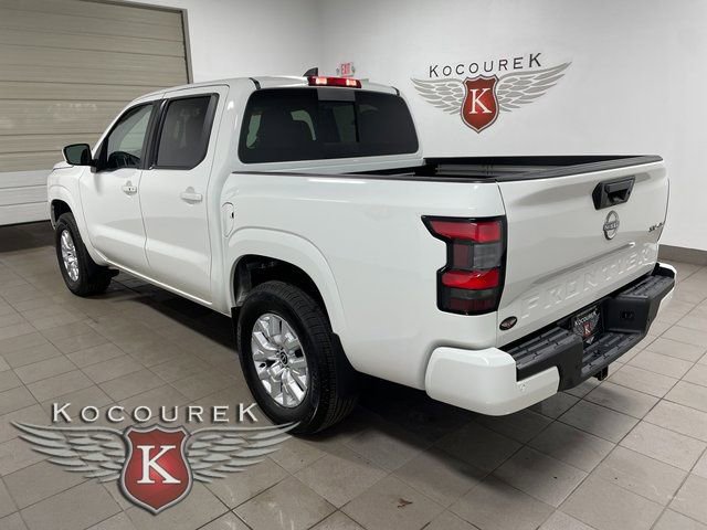 Used 2024 Nissan Frontier SV w/ SV Convenience Package AWD/4WD image 4