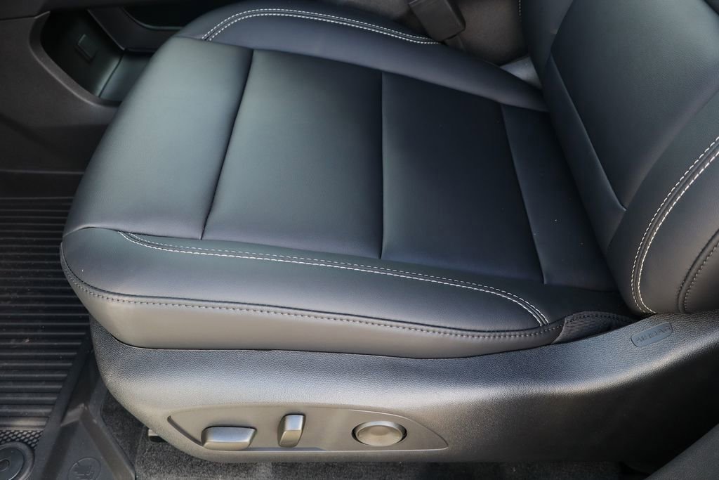 New 2026 GMC Acadia Elevation w/ Black Edition FWD image 17