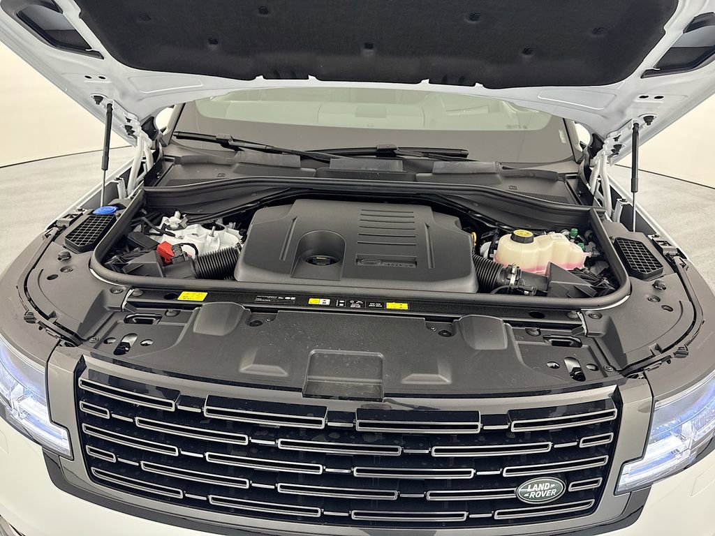 New 2026 Land Rover Range Rover Long Wheelbase SE image 29