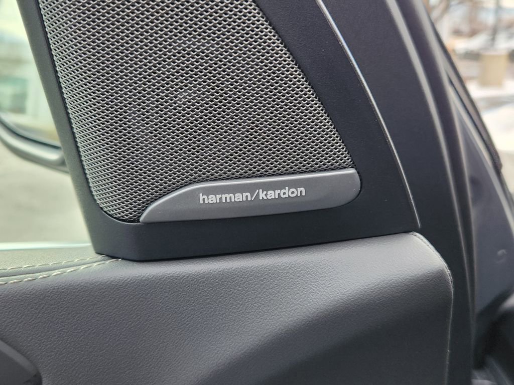 New 2026 BMW X5 xDrive50e AWD/4WD image 16