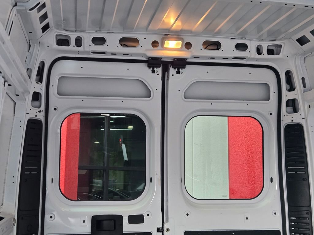 Used 2023 RAM ProMaster 2500 FWD image 21
