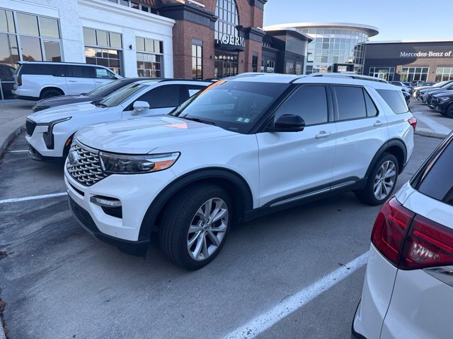 Used 2022 Ford Explorer Platinum w/ Technology Package AWD/4WD image 1