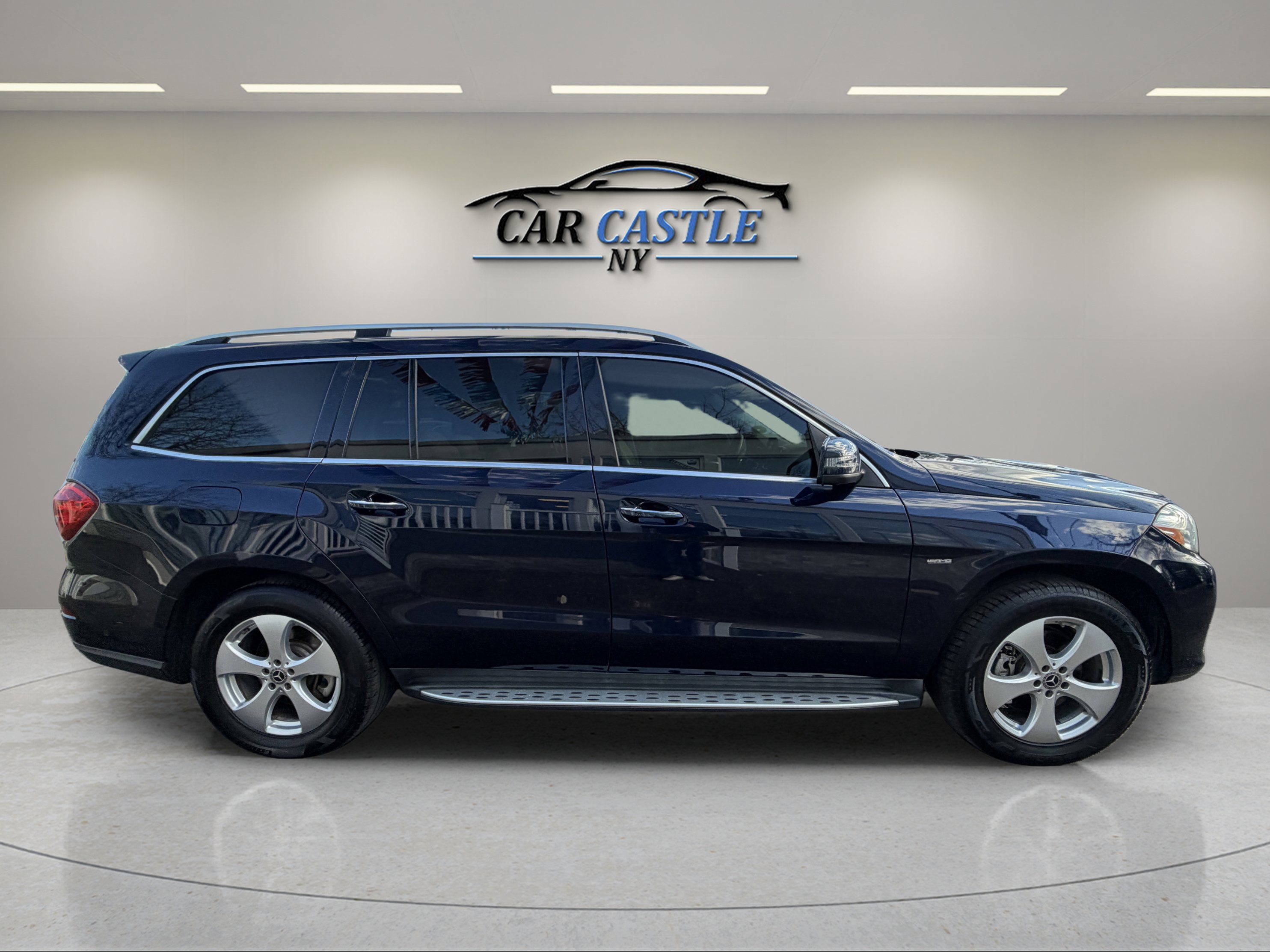 Used 2018 Mercedes-Benz GLS 450 4MATIC w/ Premium Package image 6