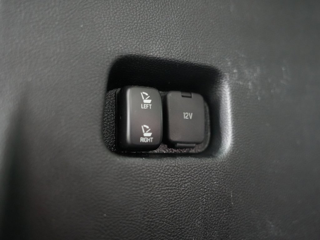 Used 2020 Ford Edge SEL w/ Convenience Package image 35