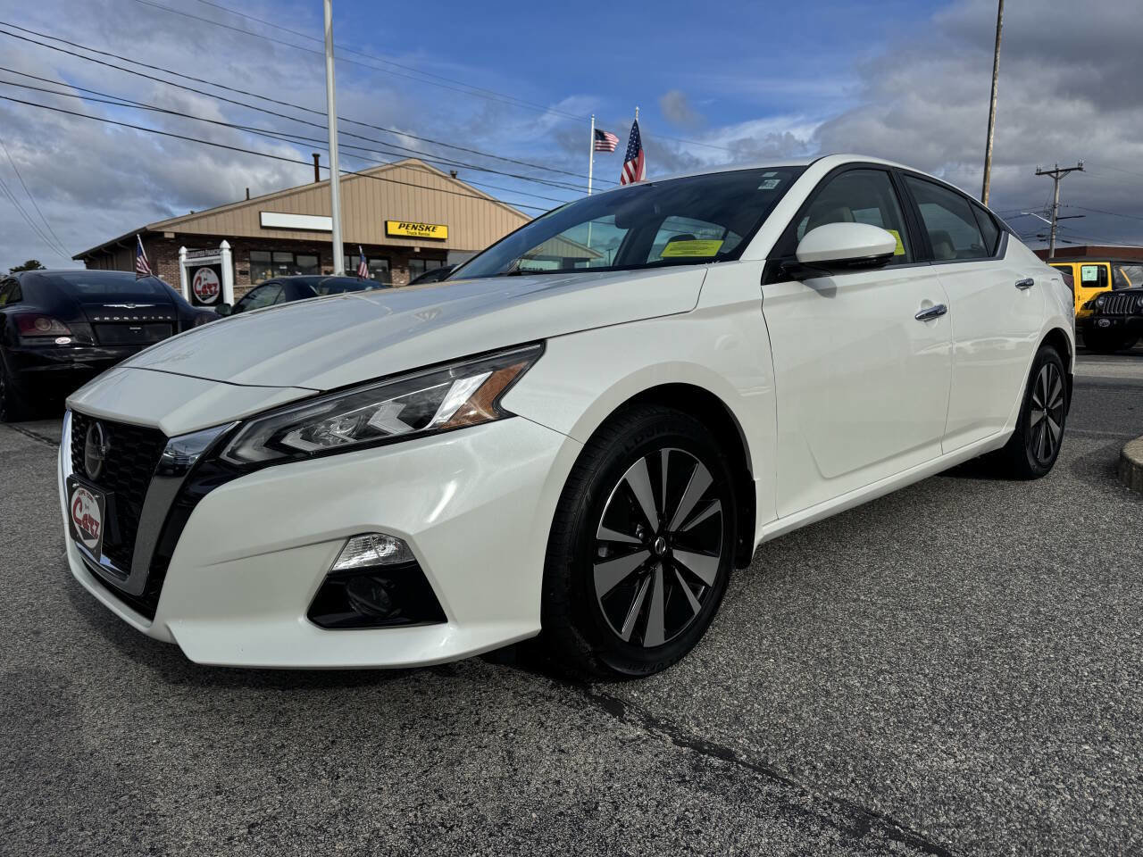 Used 2020 Nissan Altima 2.5 SV image 3
