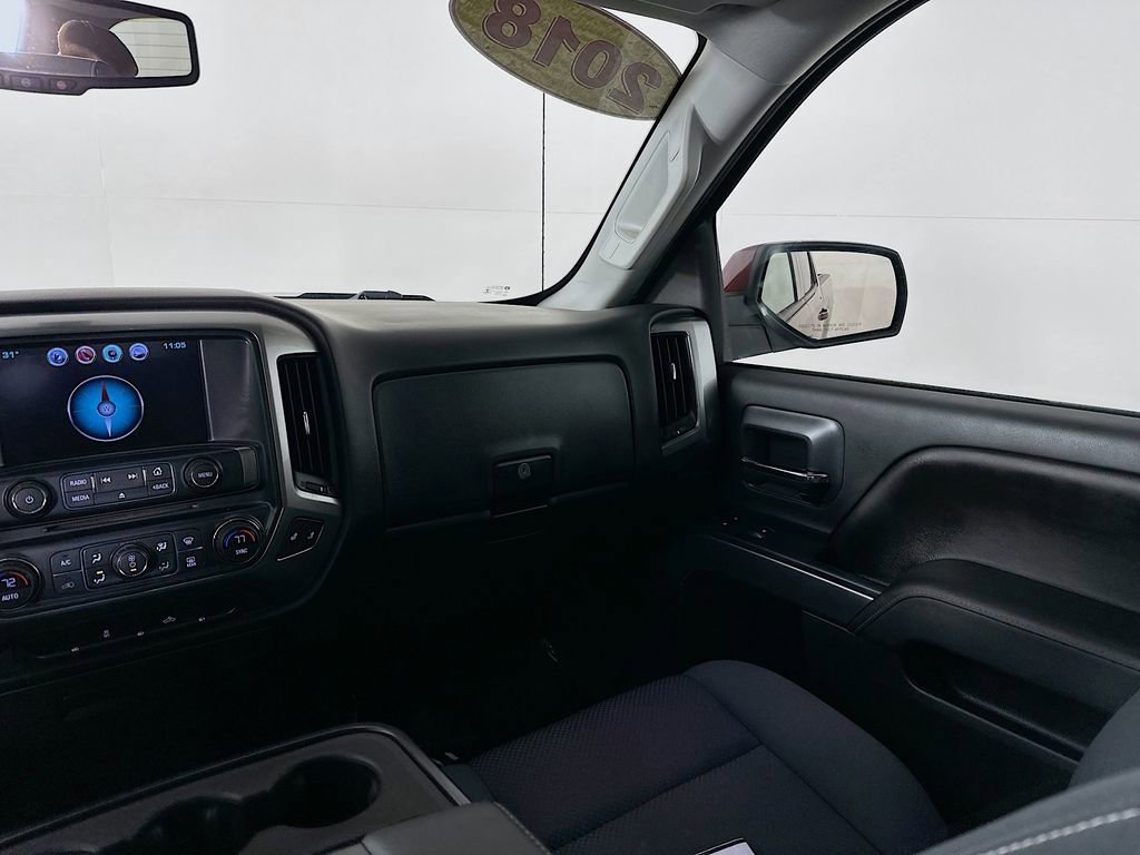 Used 2018 Chevrolet Silverado 1500 LT w/ All Star Edition image 29