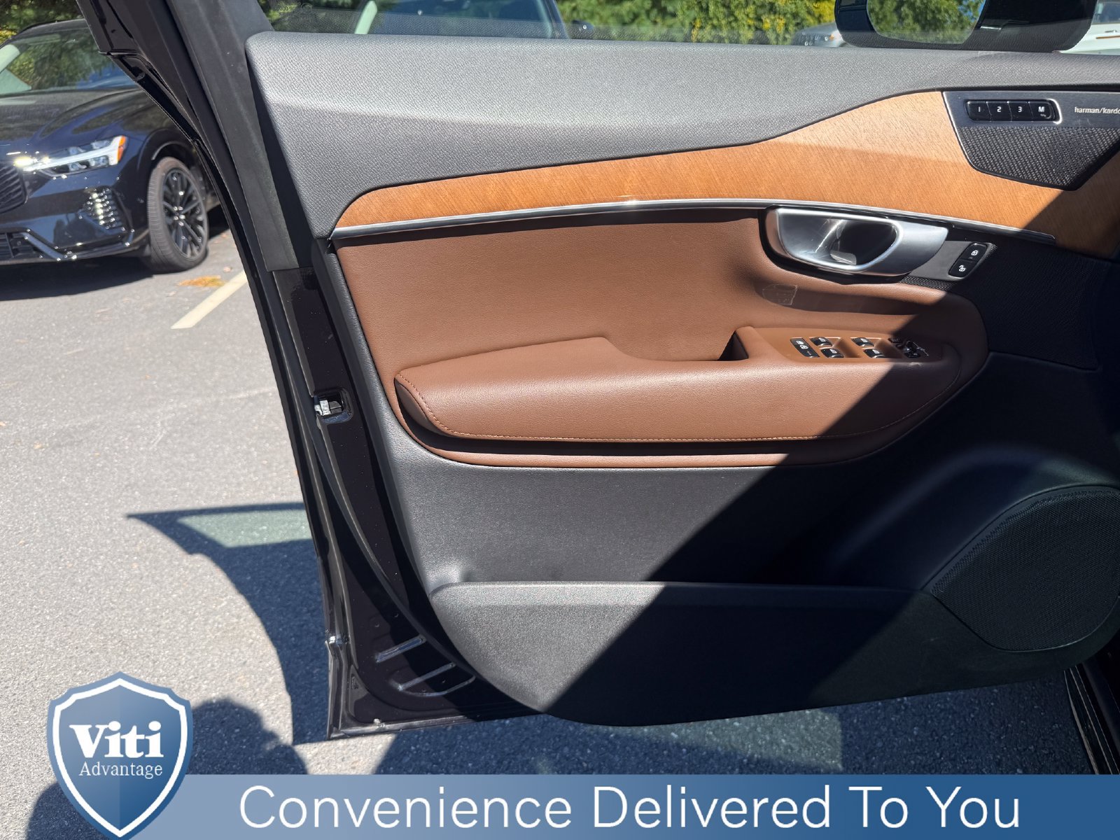 Certified 2023 Volvo XC90 B6 Plus AWD/4WD image 15