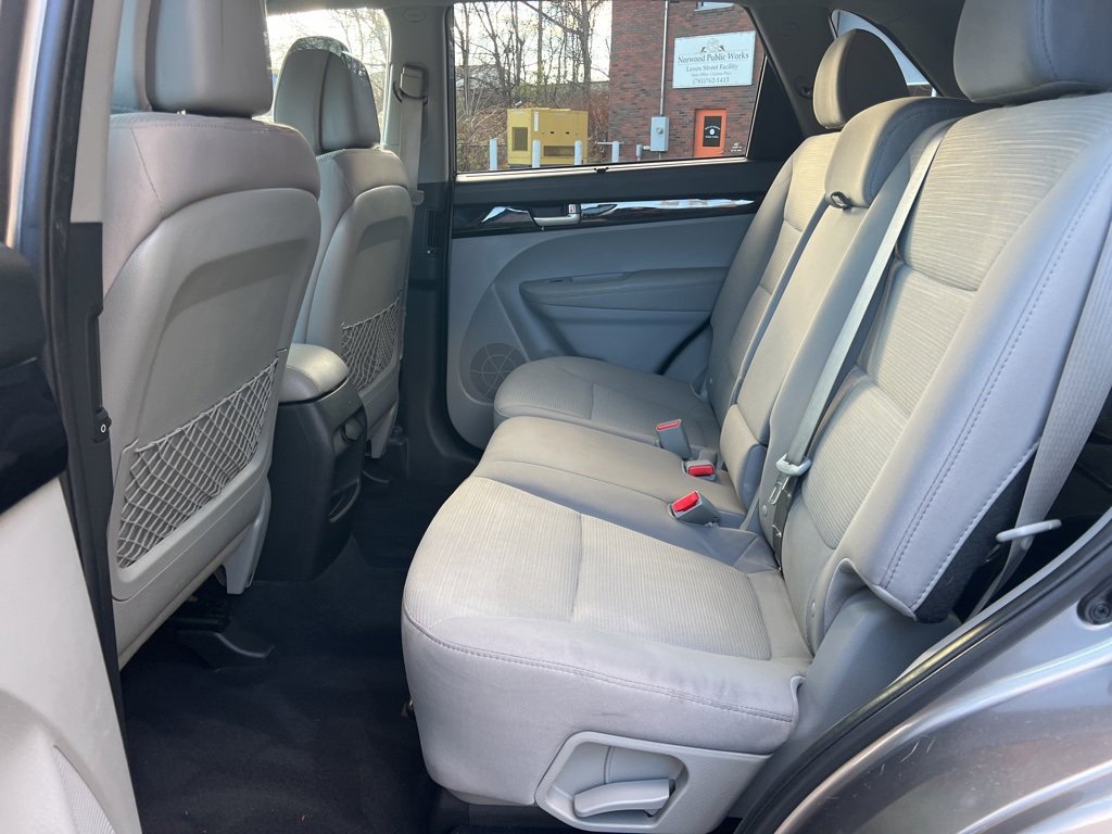 Used 2015 Kia Sorento LX image 22