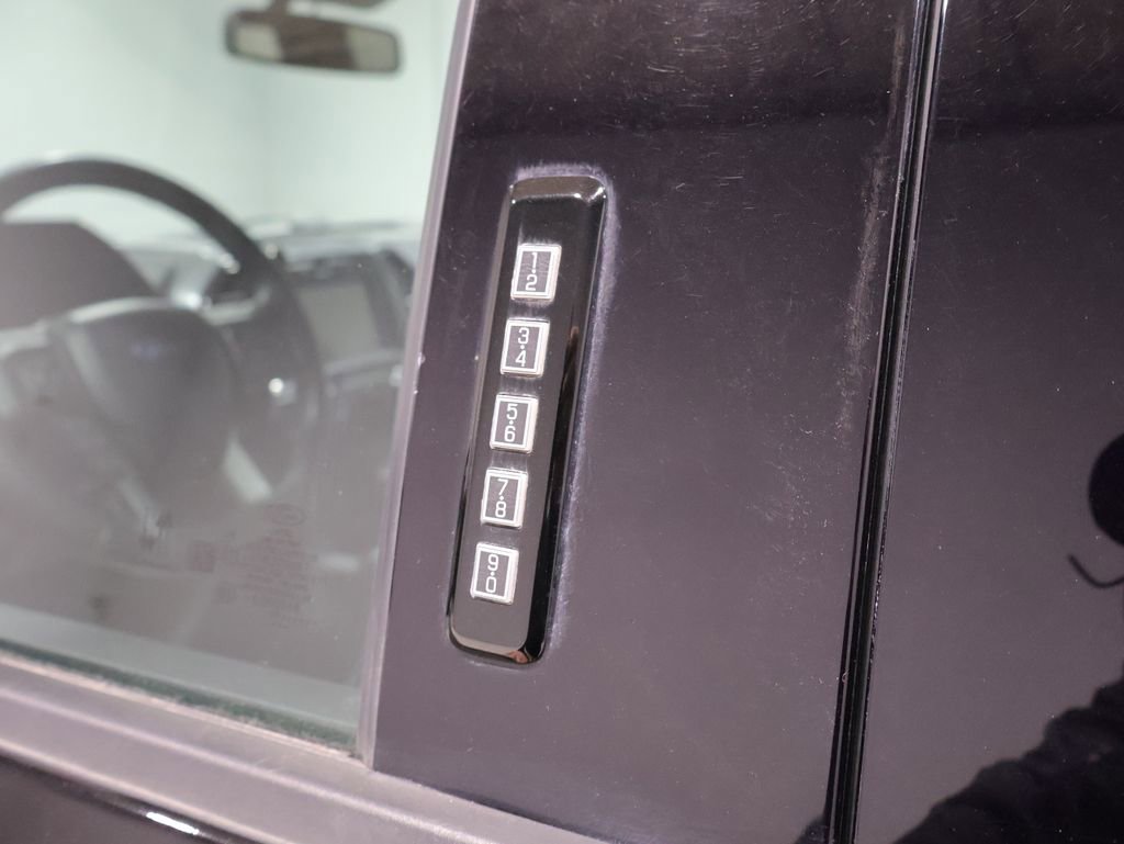 Used 2020 Ford F150 XLT w/ Equipment Group 302A Luxury image 11