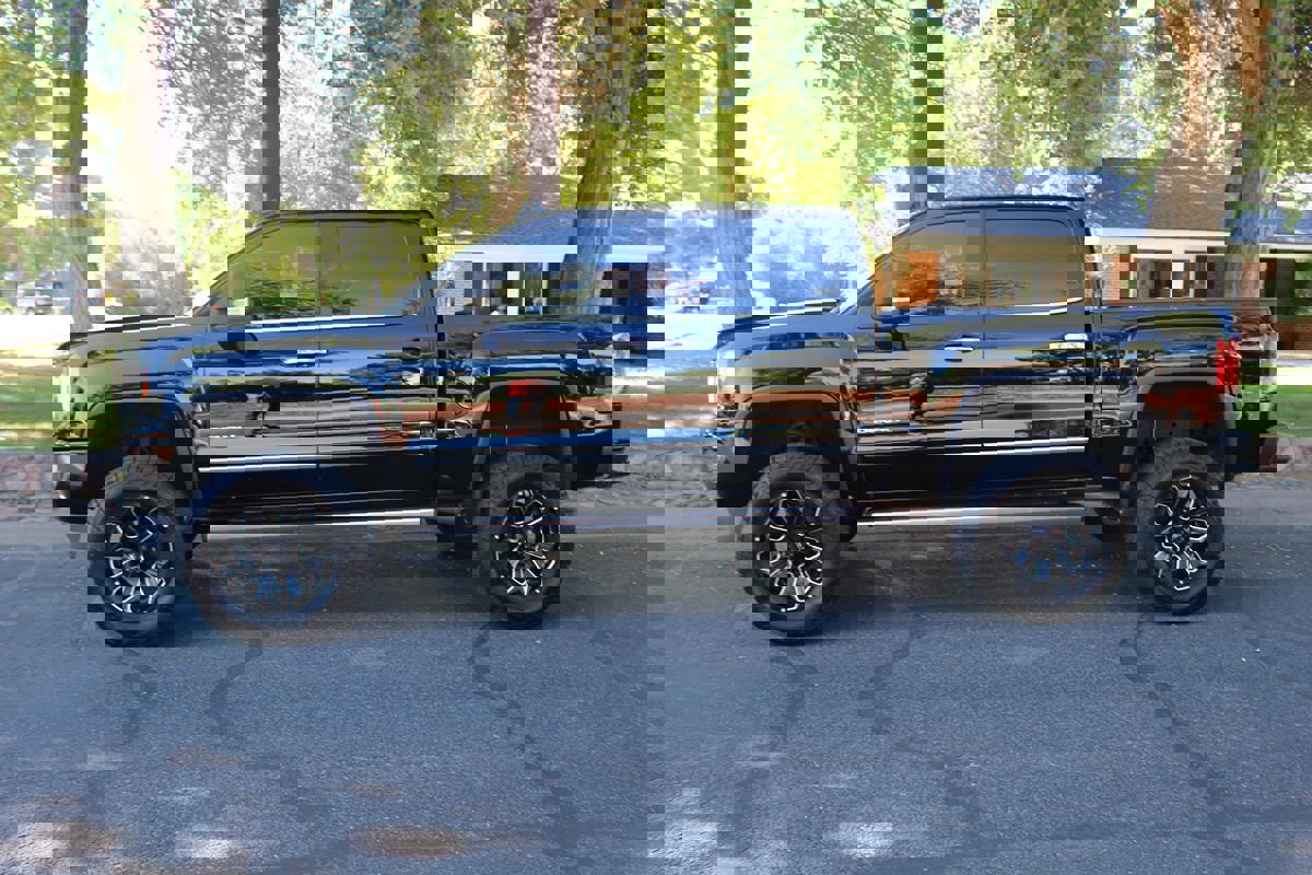 Used 2018 GMC Sierra 1500 Denali w/ Denali Ultimate Package image 2