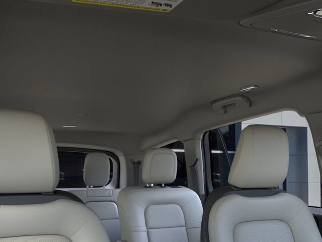 New 2026 Lincoln Aviator 2WD image 43