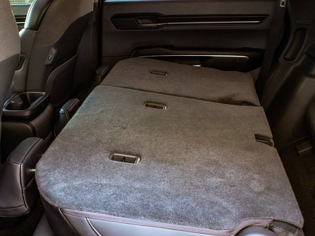 Used 2025 Kia EV9 Wind image 36