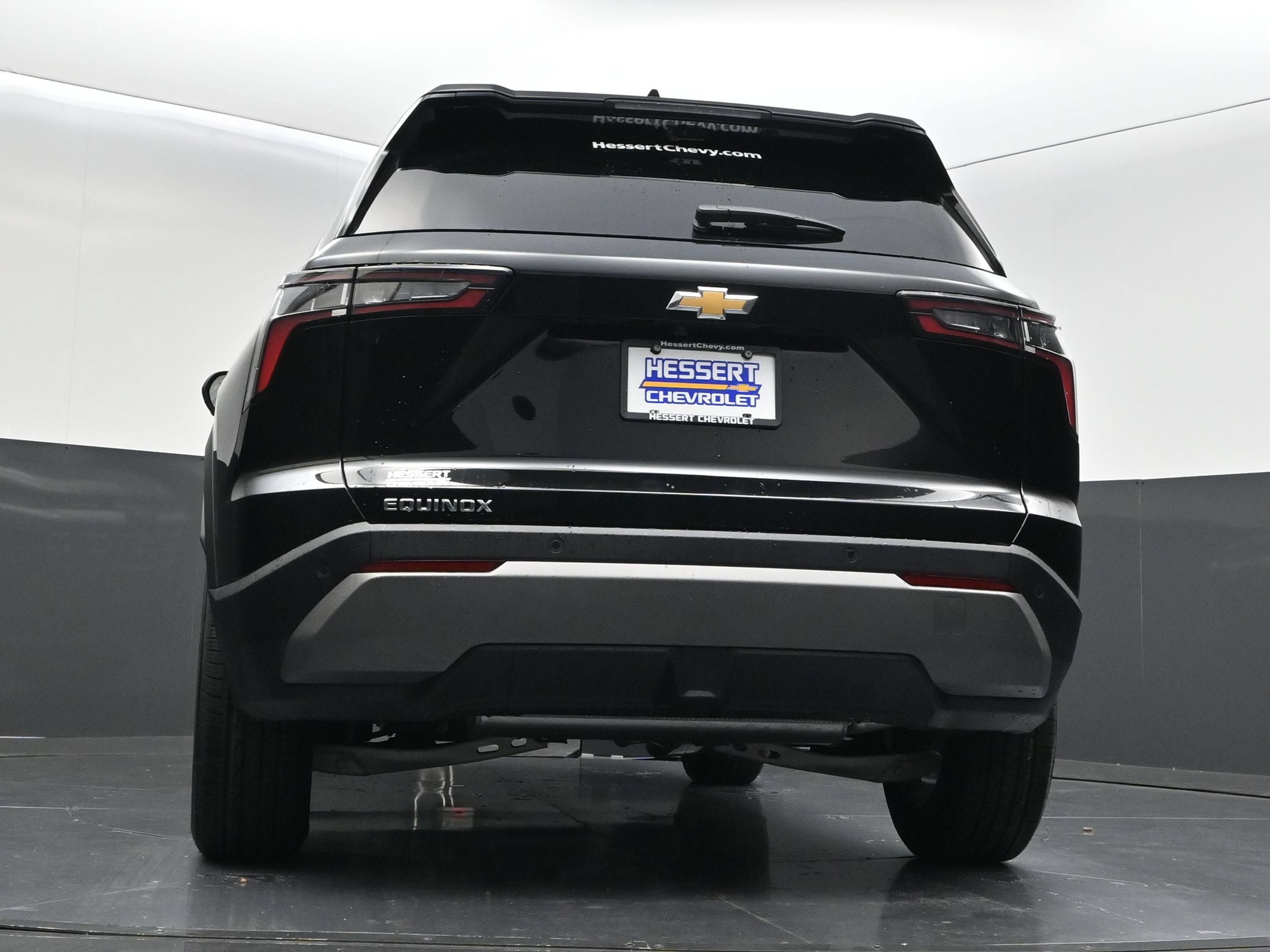 New 2027 Chevrolet Equinox LT w/ Convenience Package II FWD image 45