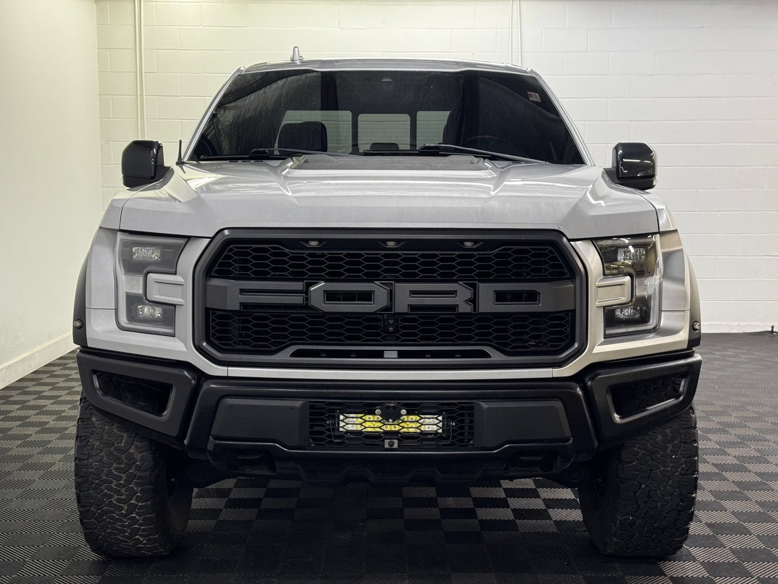 Used 2019 Ford F150 Raptor w/ Equipment Group 802A Luxury AWD/4WD image 5