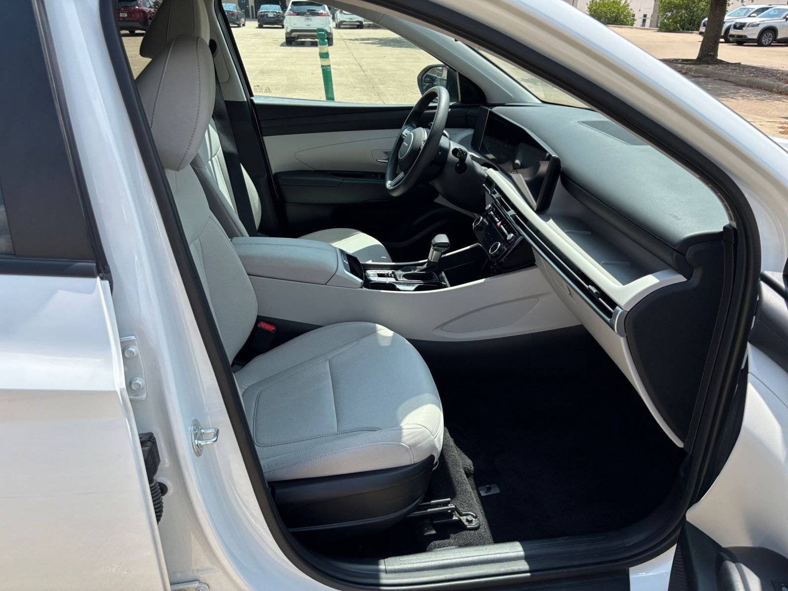 Used 2025 Hyundai Tucson SEL FWD image 39