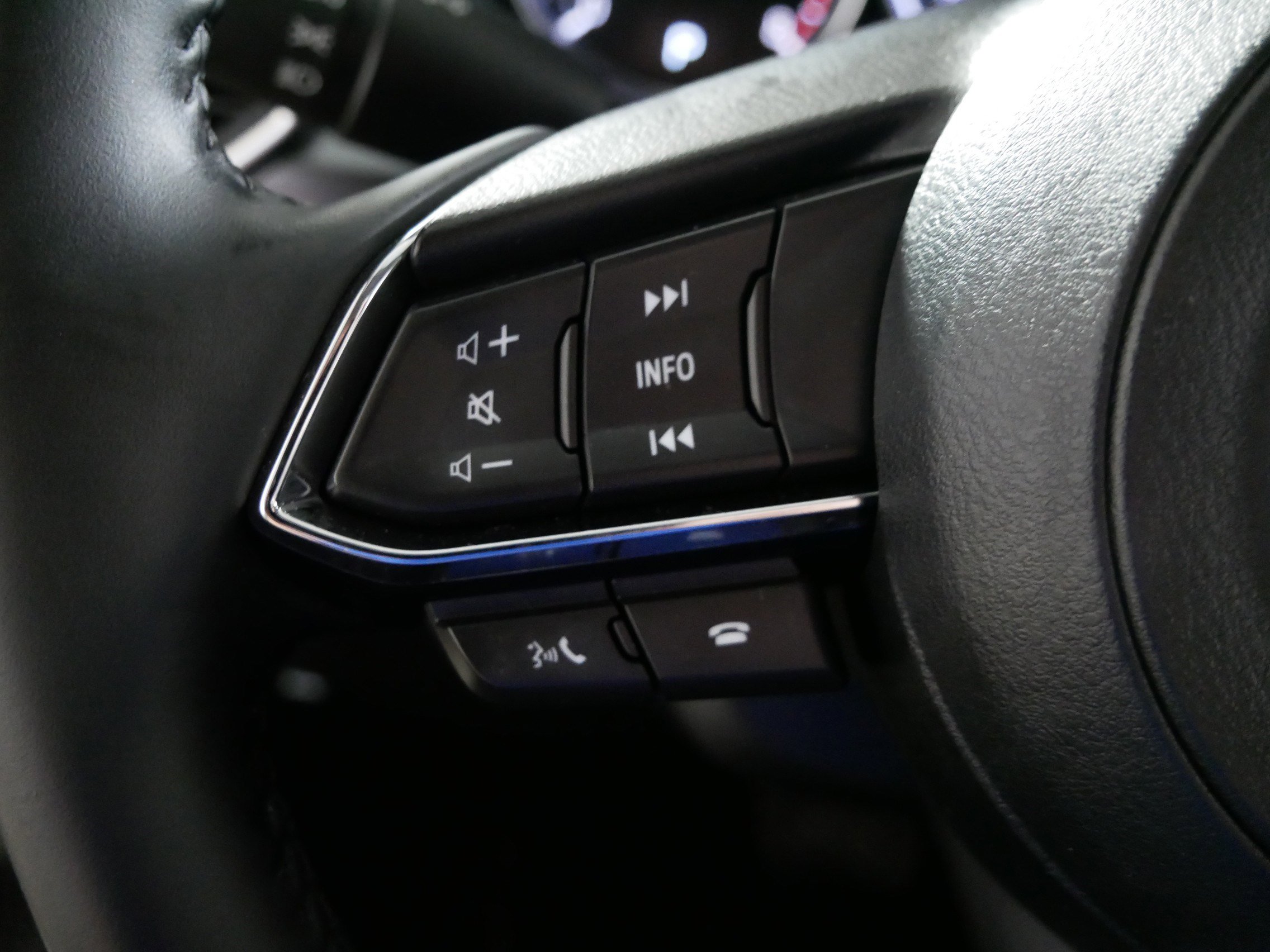 Used 2025 MAZDA CX-5 AWD 2.5 S w/ Preferred Package image 27