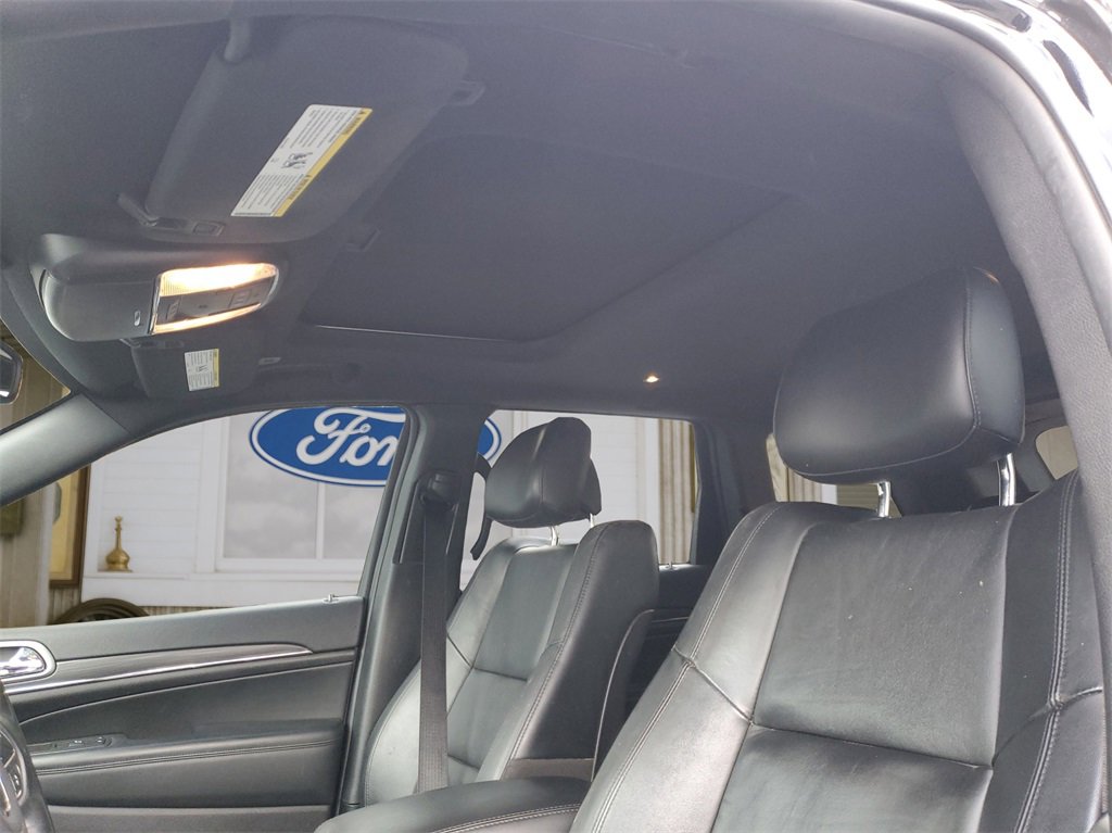 Used 2022 Jeep Grand Cherokee Limited image 8