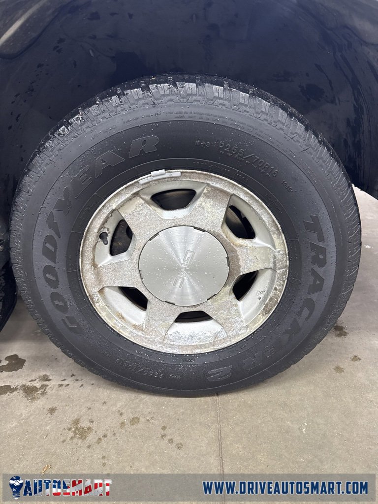 Used 2004 GMC Sierra 1500 SLE w/ Light Duty Power Package image 12