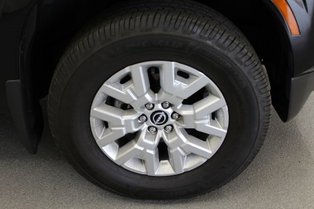 Used 2022 Nissan Frontier SV w/ Technology Package AWD/4WD image 6