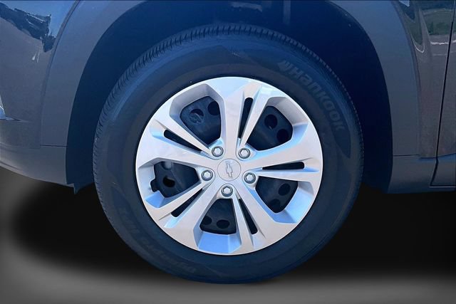 Used 2024 Chevrolet Trax LS FWD image 8