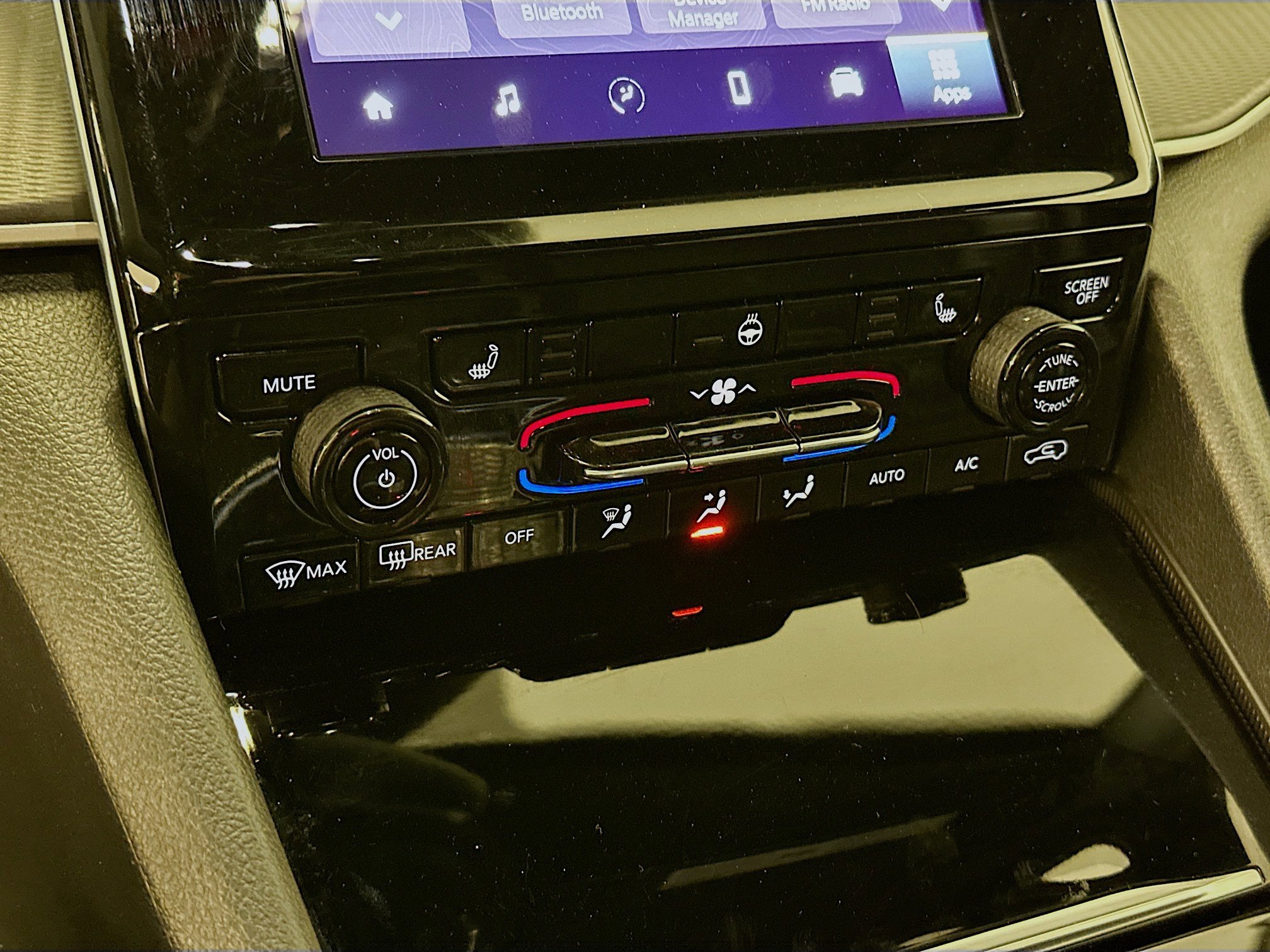 Used 2023 Jeep Grand Cherokee L Altitude image 23