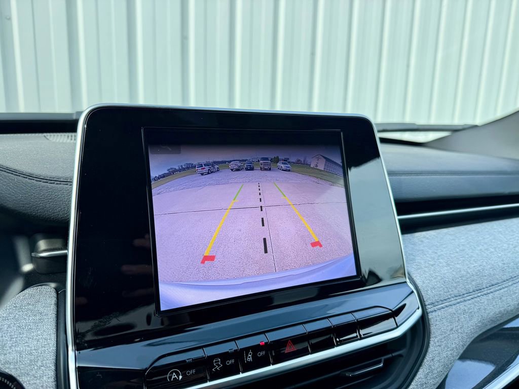 Used 2025 Jeep Compass Latitude image 22