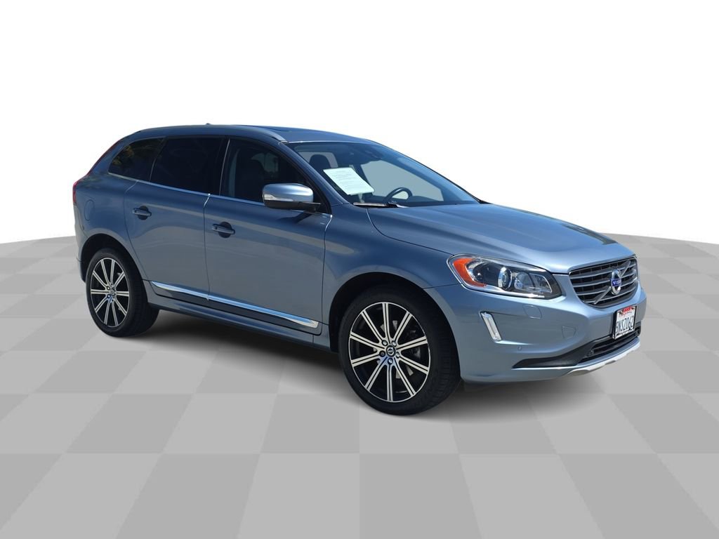 Used 2017 Volvo XC60 T6 Inscription w/ Preferred Option Package image 2
