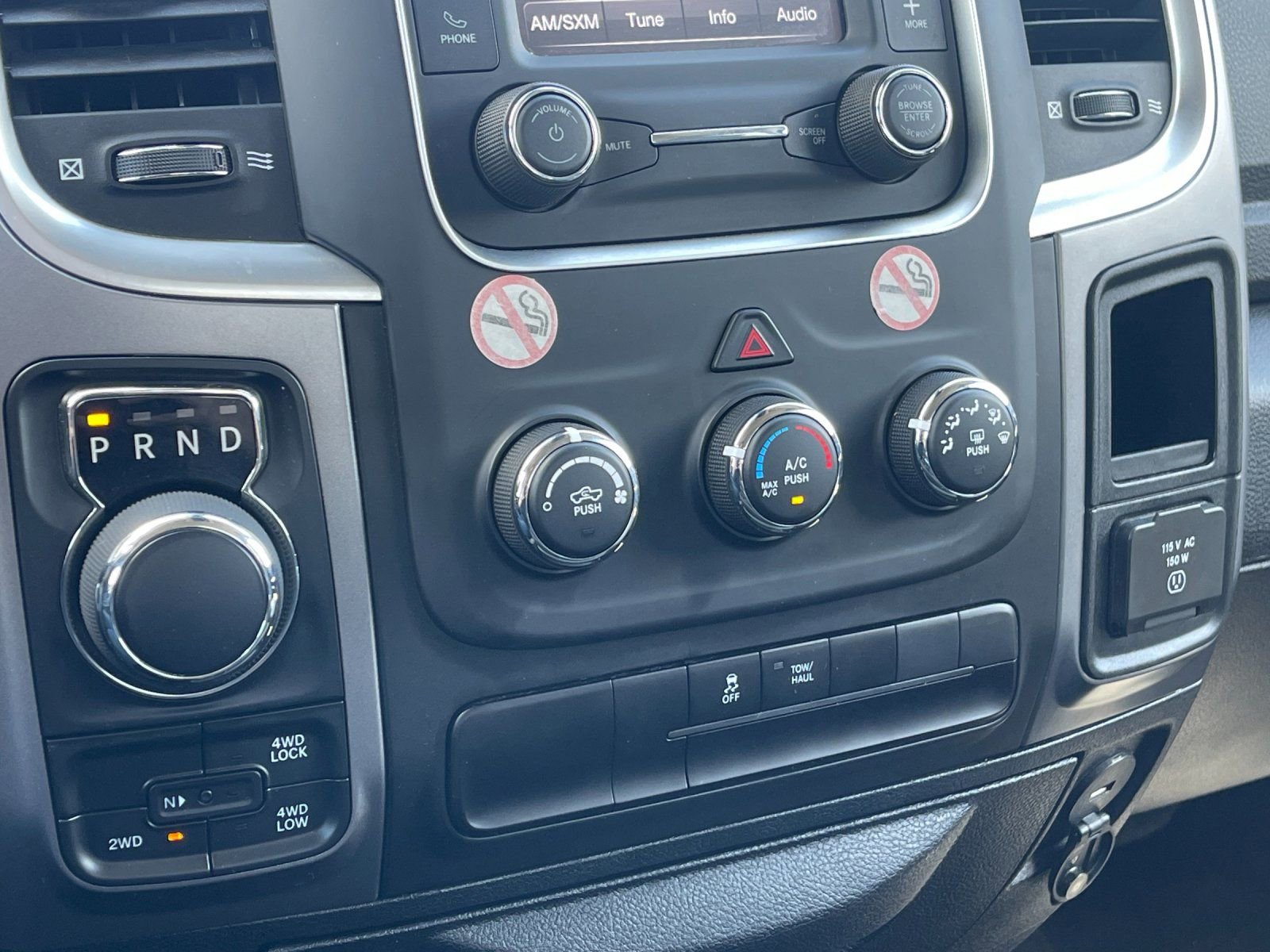 Used 2023 RAM 1500 Classic SLT AWD/4WD image 21