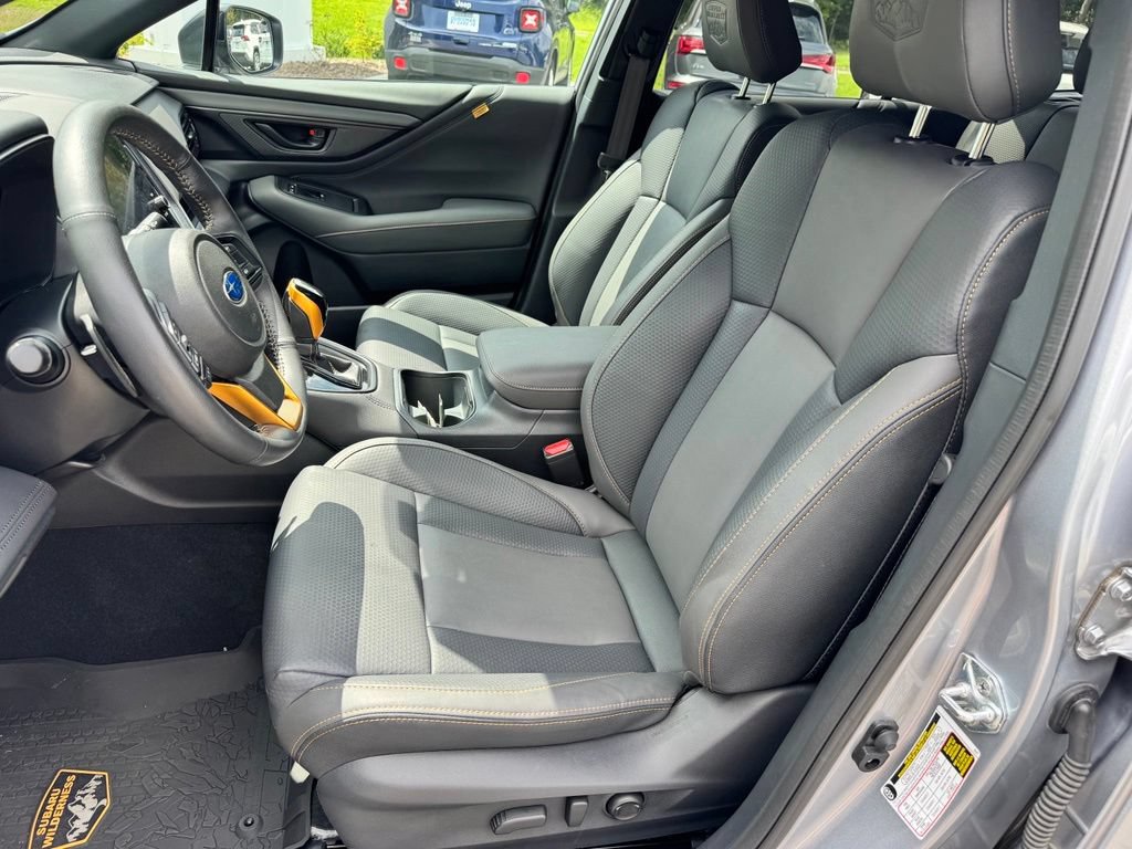 Used 2025 Subaru Outback Wilderness w/ Wilderness Package AWD/4WD image 19