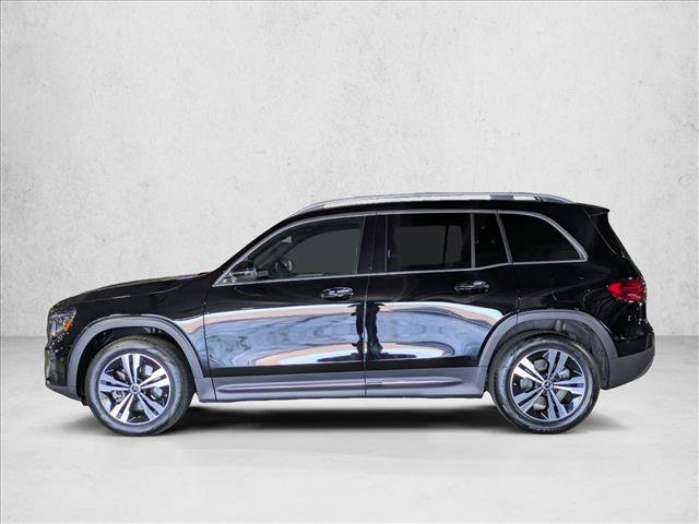 Used 2025 Mercedes-Benz GLB 250 image 12