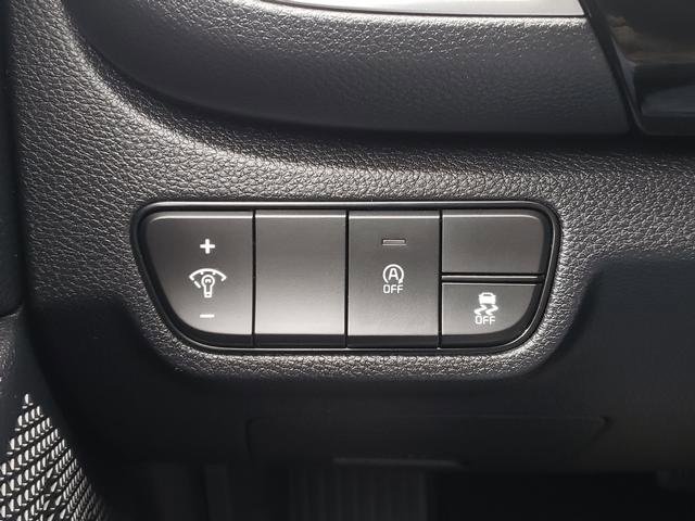 Certified 2025 Kia Seltos S image 28