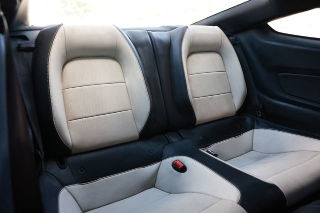 Used 2019 Ford Mustang GT Premium RWD image 17