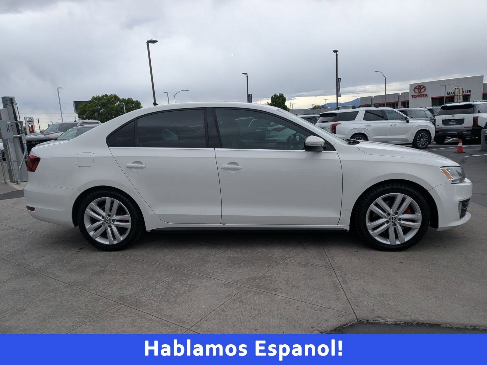 Used 2013 Volkswagen Jetta GLI image 2