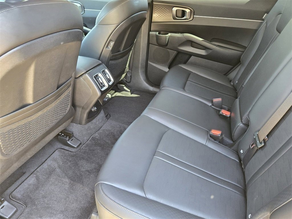 New 2025 Kia Sorento S w/ Panoramic Sunroof Package image 23