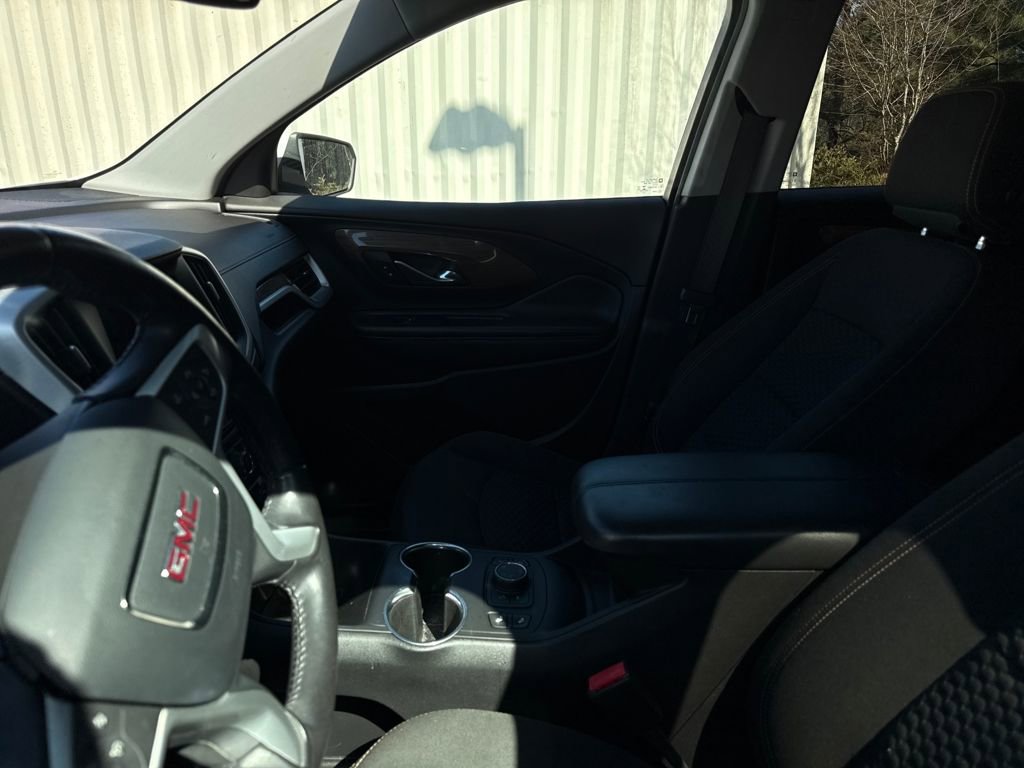 Used 2020 GMC Terrain SLE w/ Driver Convenience Package image 17