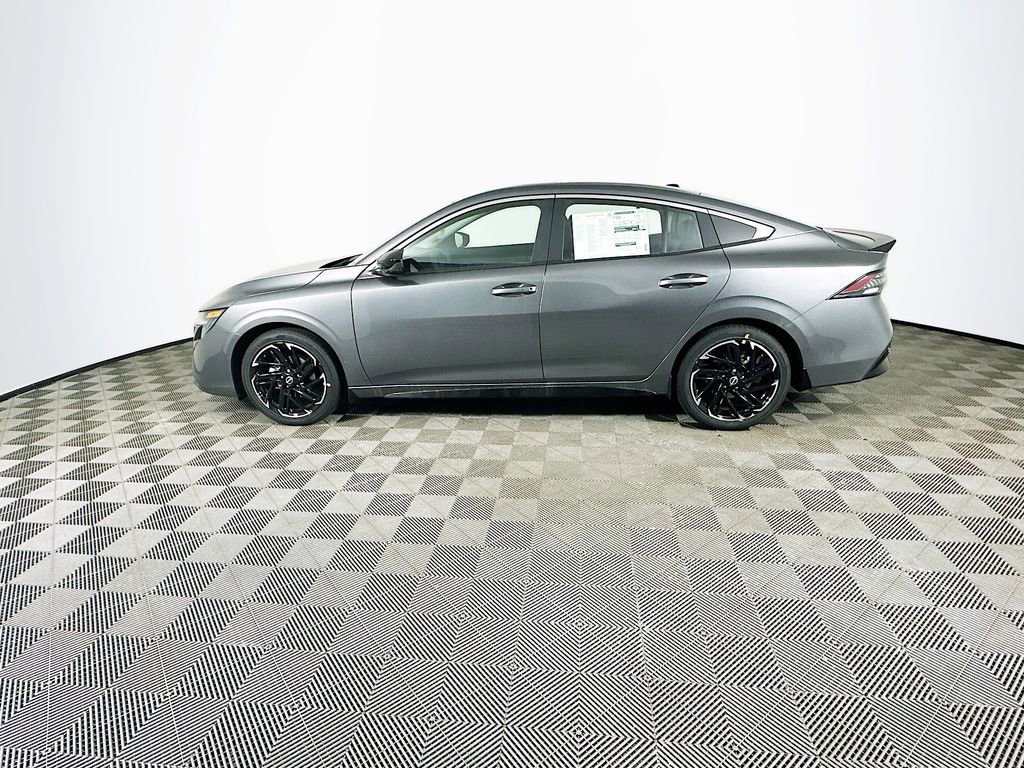 New 2026 Nissan Sentra SR w/ SR Premium Package image 6