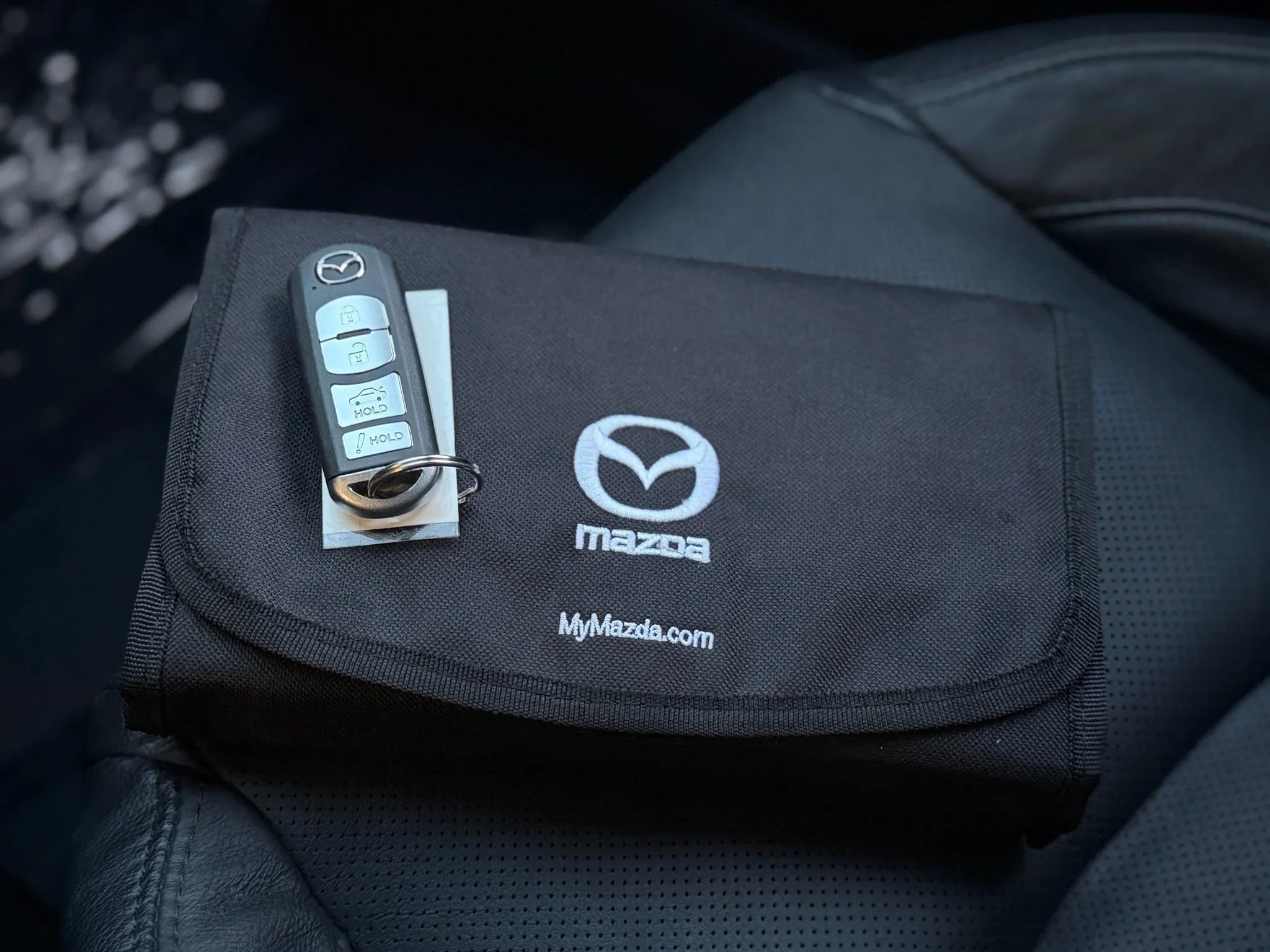 Used 2018 MAZDA MAZDA3 Grand Touring w/ Premium Equipment Package image 24