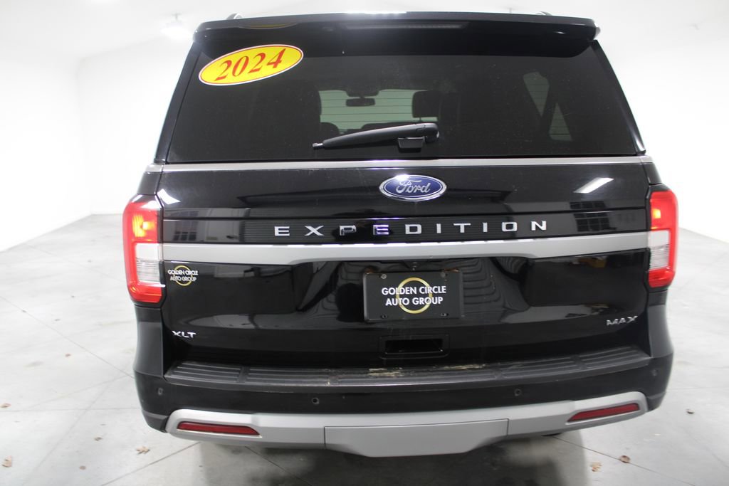 Used 2024 Ford Expedition Max XLT image 8