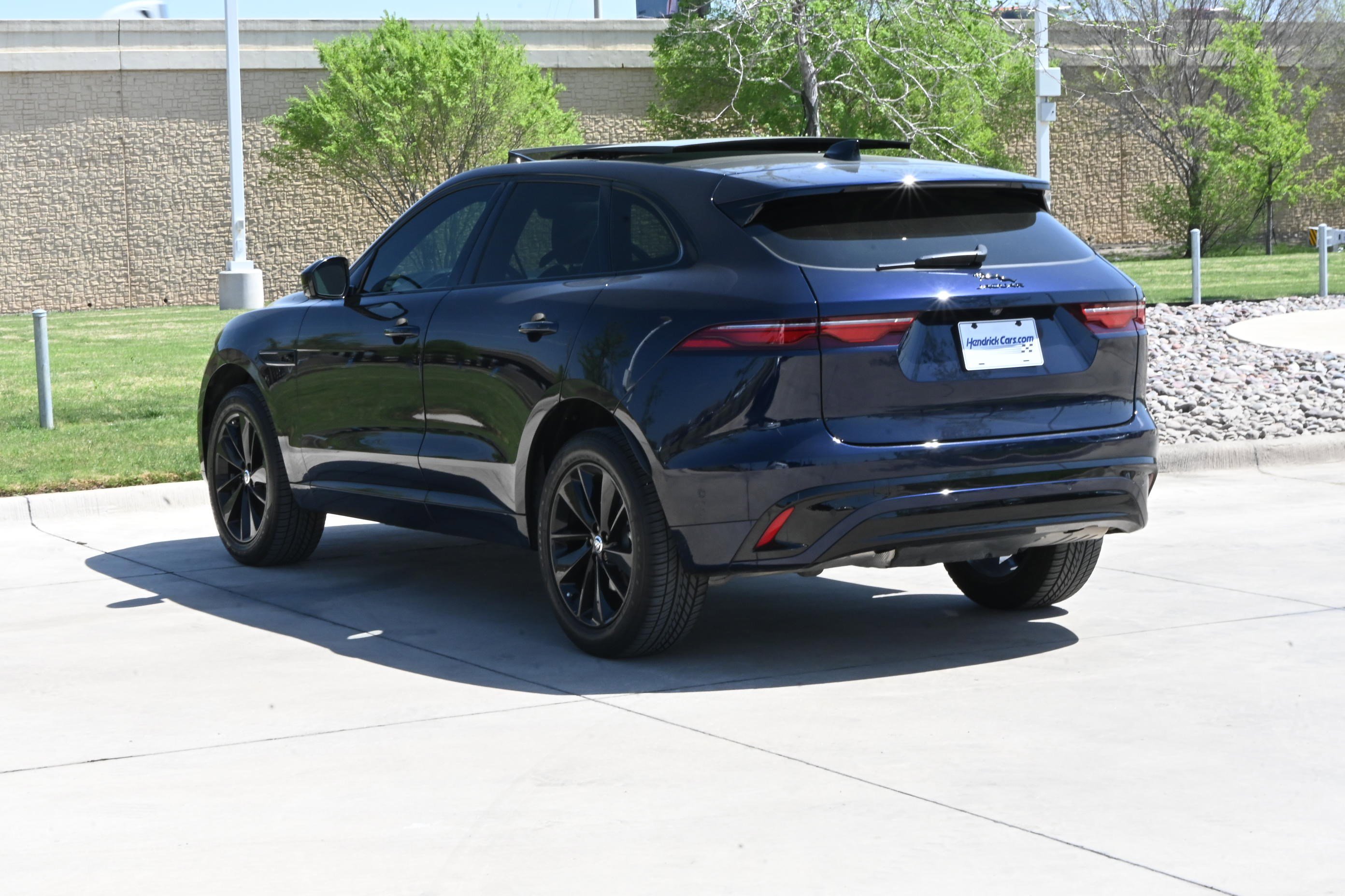 Used 2025 Jaguar F-PACE R-Dynamic S image 6