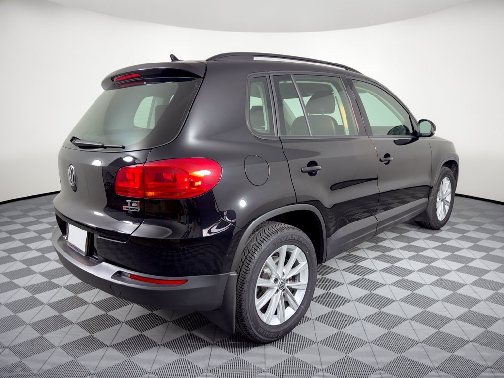 Used 2017 Volkswagen Tiguan S AWD/4WD image 9