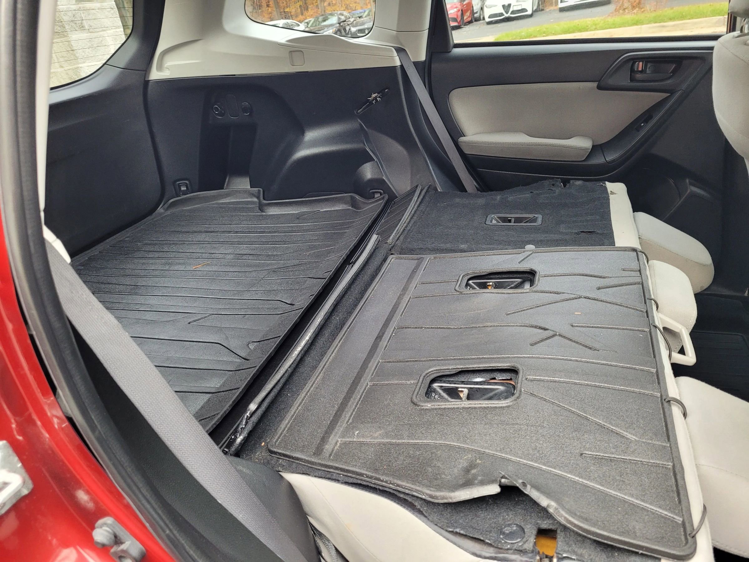 Used 2014 Subaru Forester 2.5i Premium w/ All-Weather Package image 17