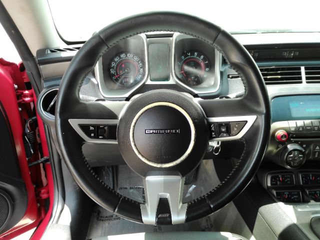 Used 2010 Chevrolet Camaro SS w/ RS Package RWD image 20