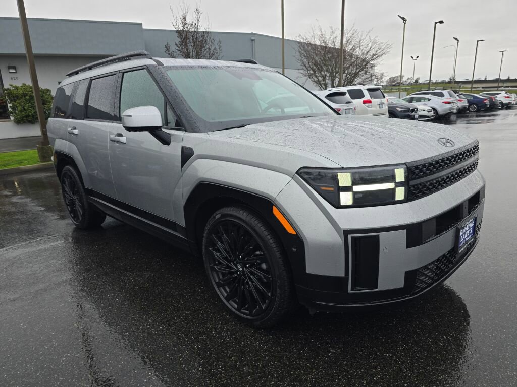 Used 2025 Hyundai Santa Fe Calligraphy image 3