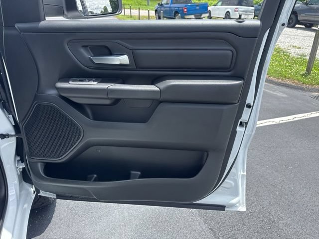 New 2026 RAM 1500 Warlock AWD/4WD image 9