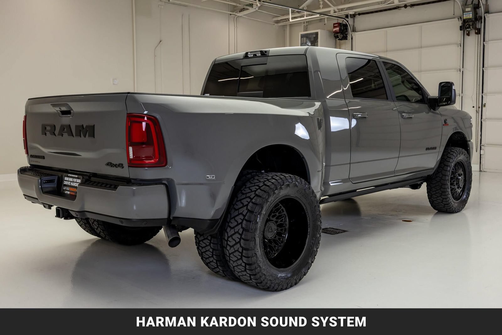 Used 2026 RAM 3500 Laramie AWD/4WD image 10