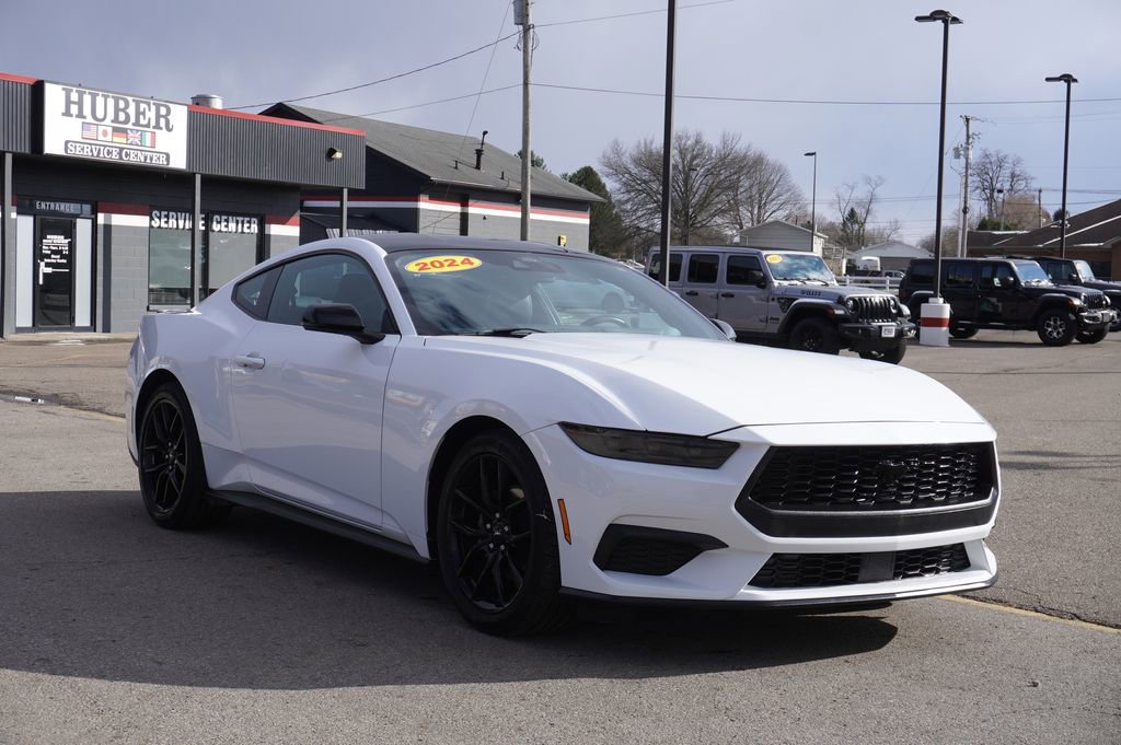 Used 2024 Ford Mustang Premium image 9